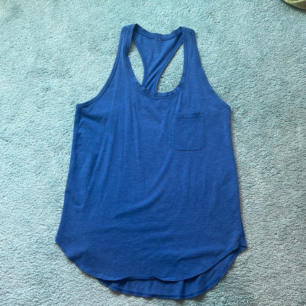 Lululemon cornflower tank top swoop